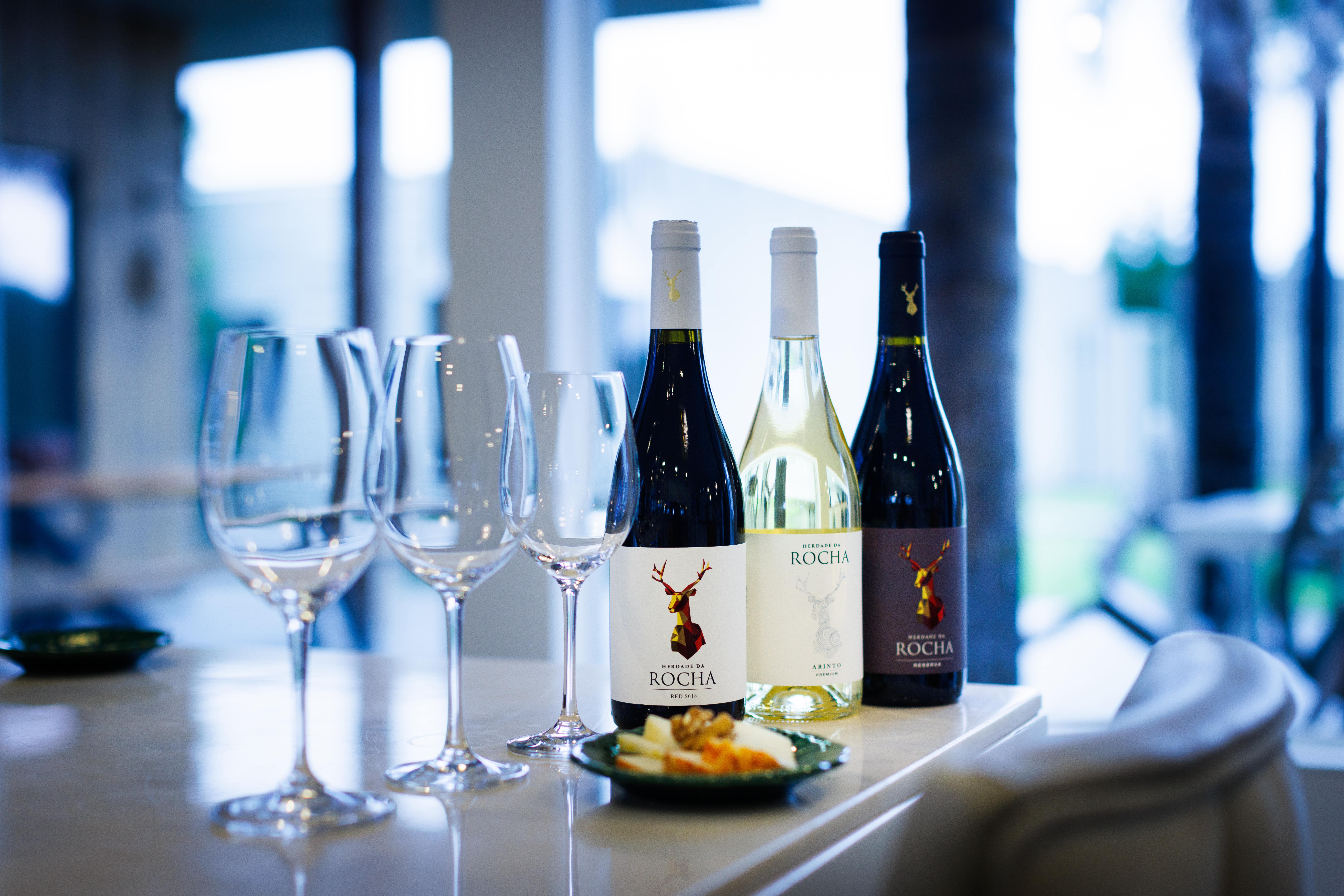 Herdade da Rocha – Visita & Prova de Vinhos