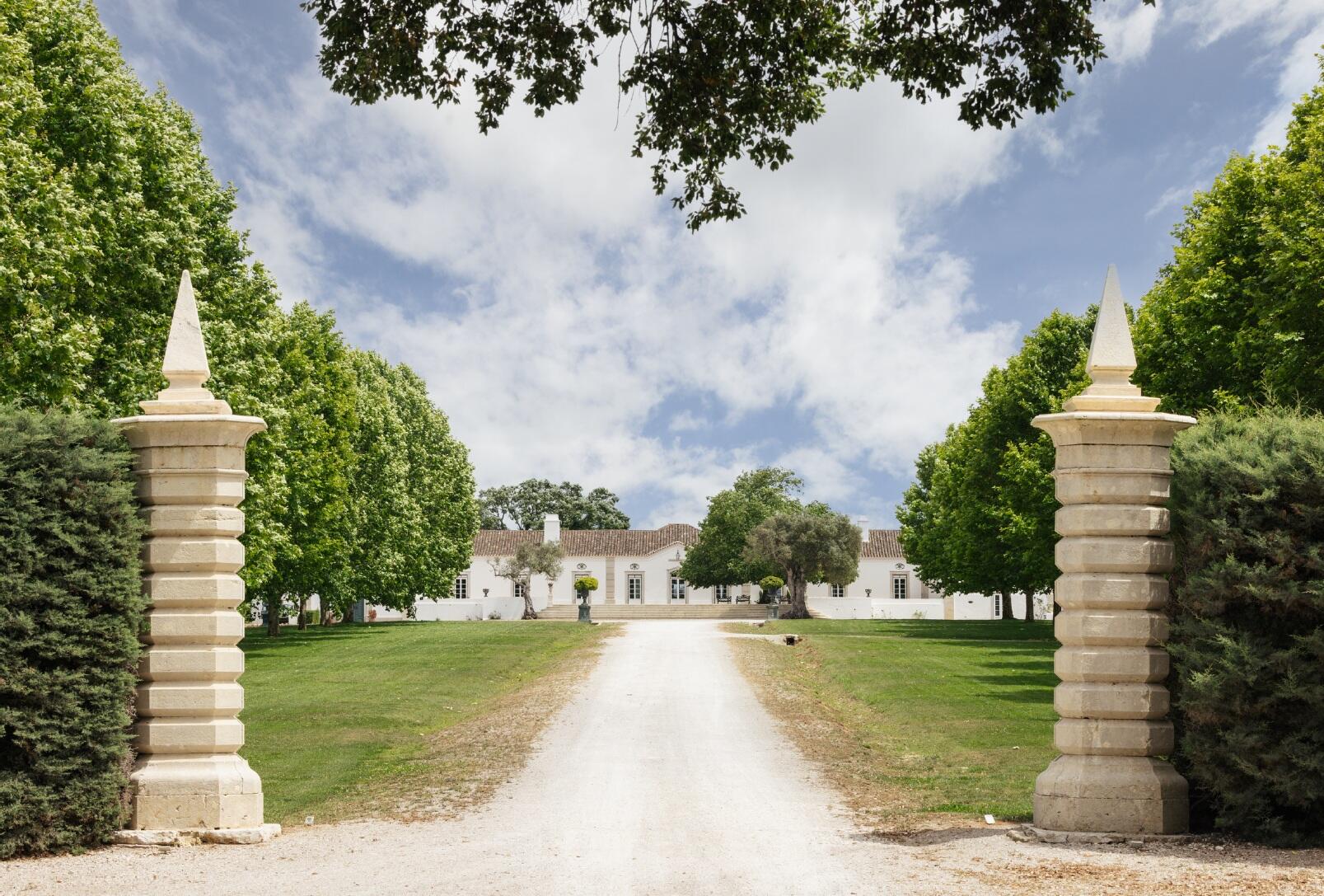 Herdade do Perú – Visita & Refeição na Adega