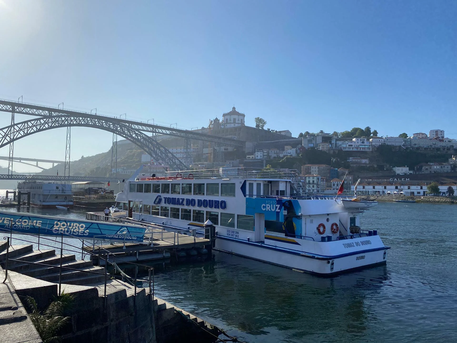 Cruzeiro com Jantar e Música ao Vivo