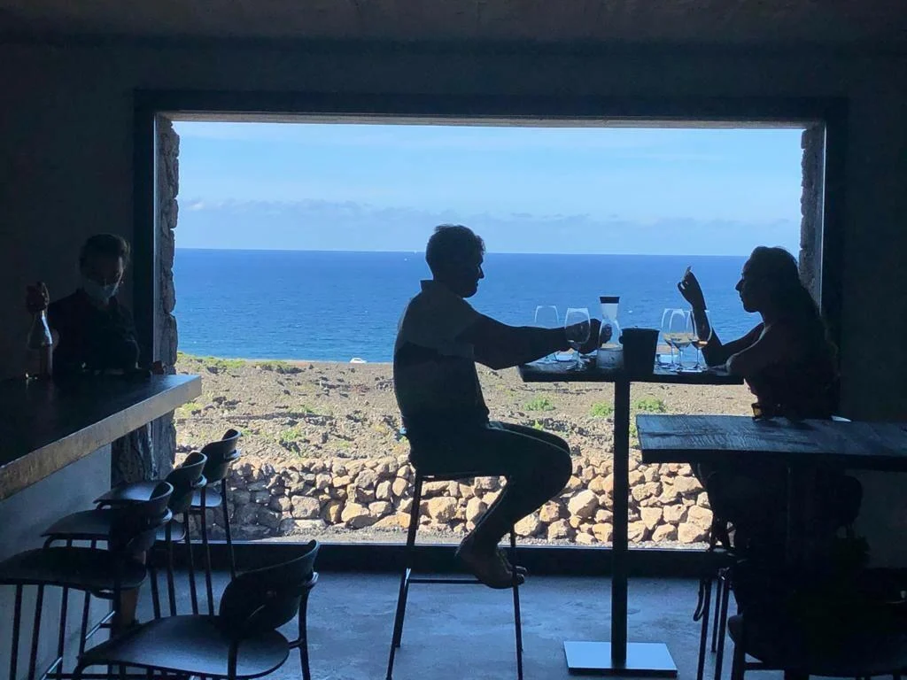 Azores Wine Company – Loucos por Brancos