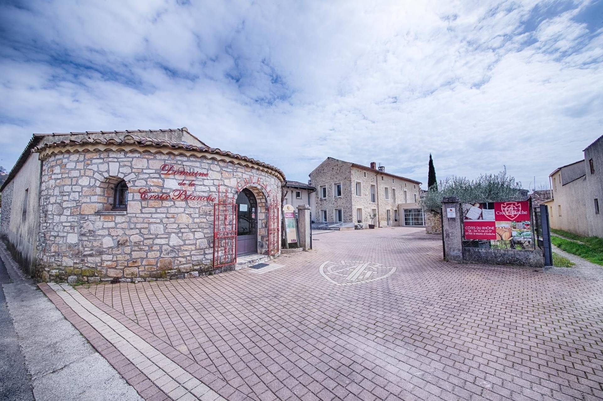 DOMAINE DE LA CROIX BLANCHE