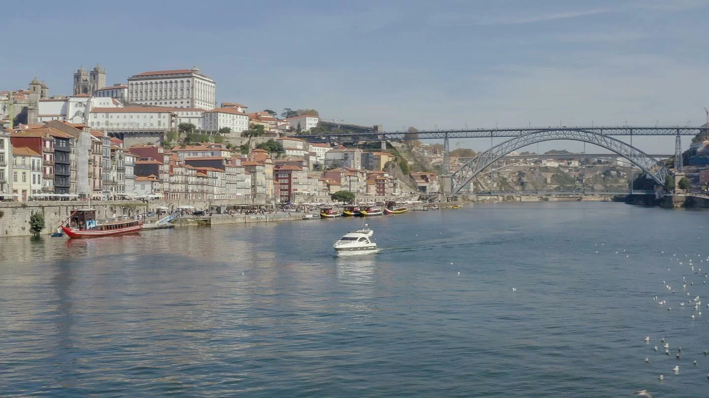 Cruzeiro Privado no Rio Douro com Brunch a Bordo