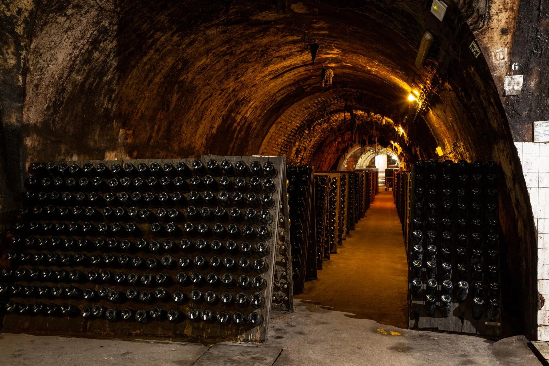 MESSIAS – Mundo dos Espumantes Messias