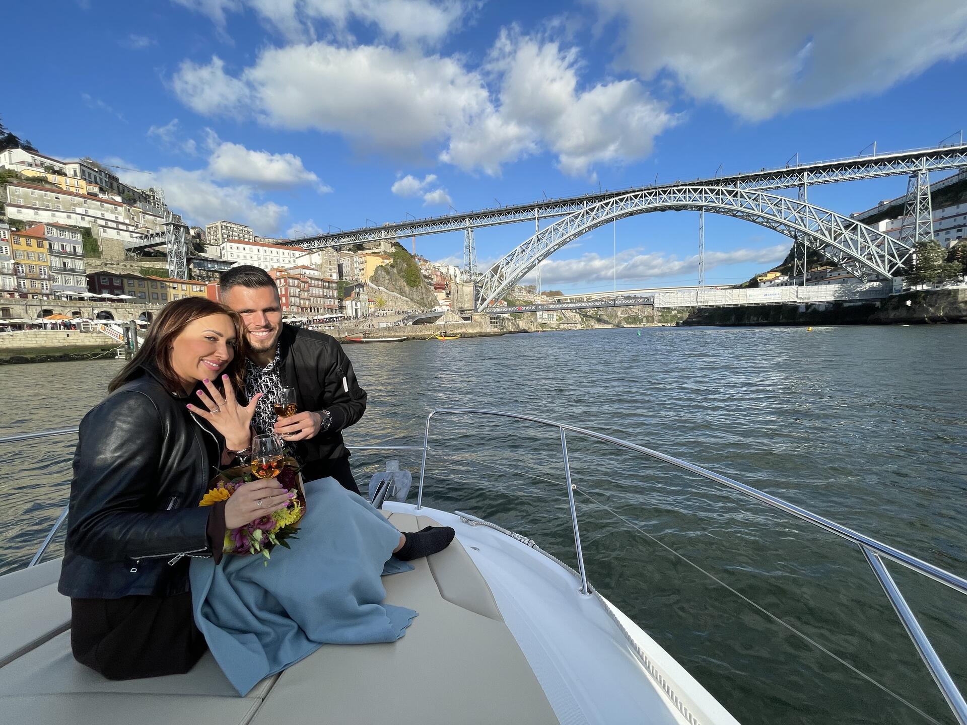 Cruzeiro Sunset Privado no Rio Douro