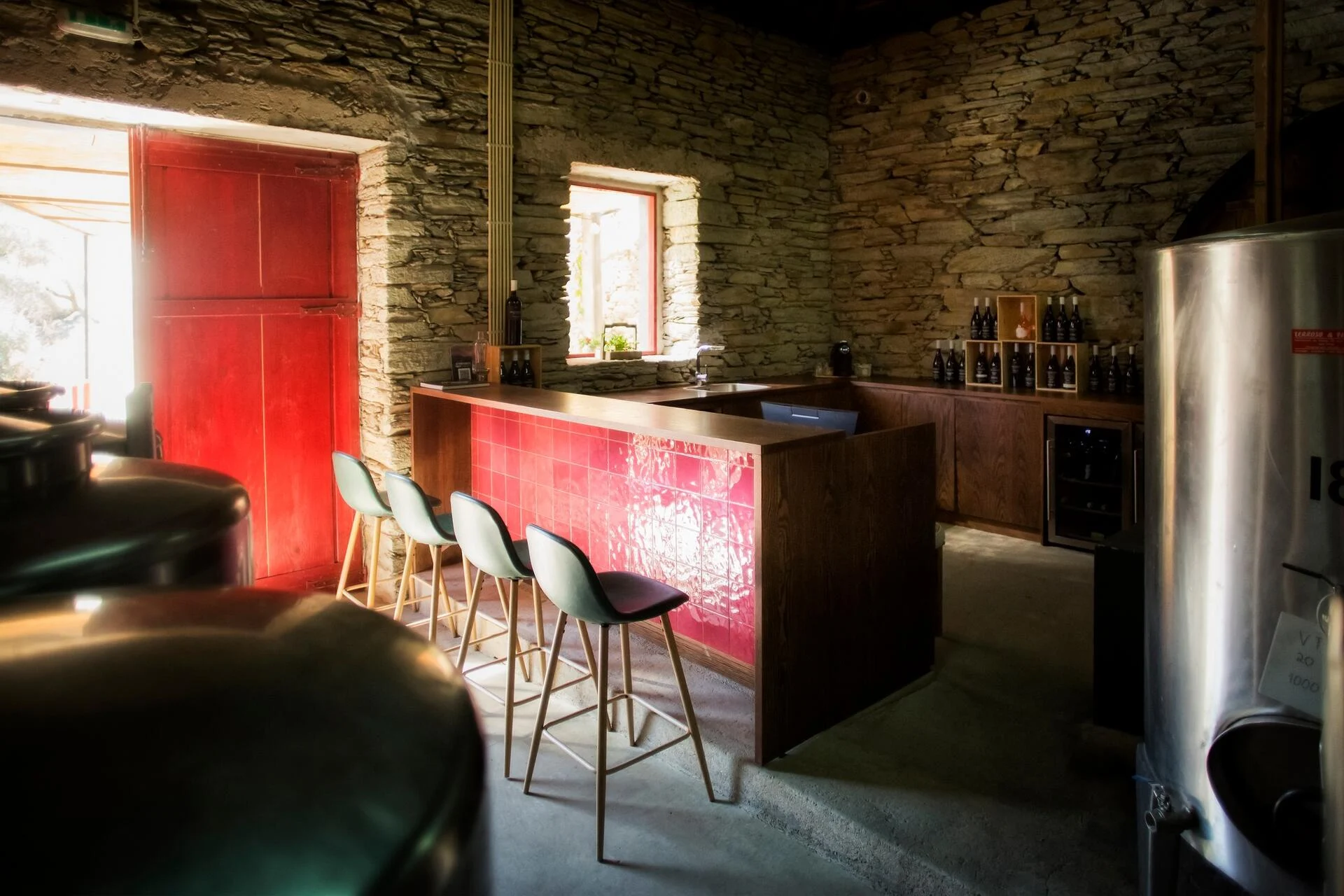 Adega Maçanita – Com ou Sem Madeira?