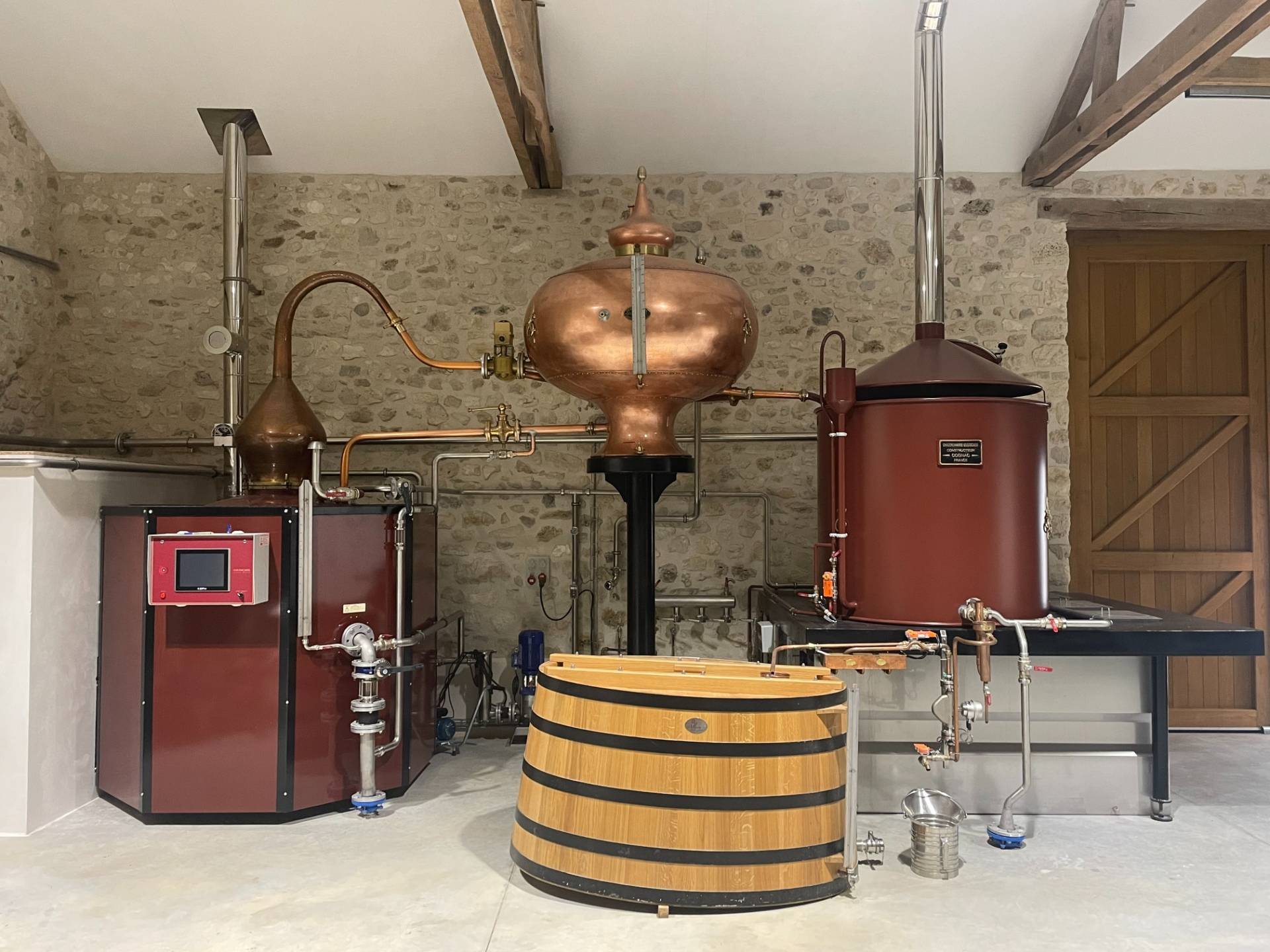 DISTILLERIE DES DAMES BLANCHES