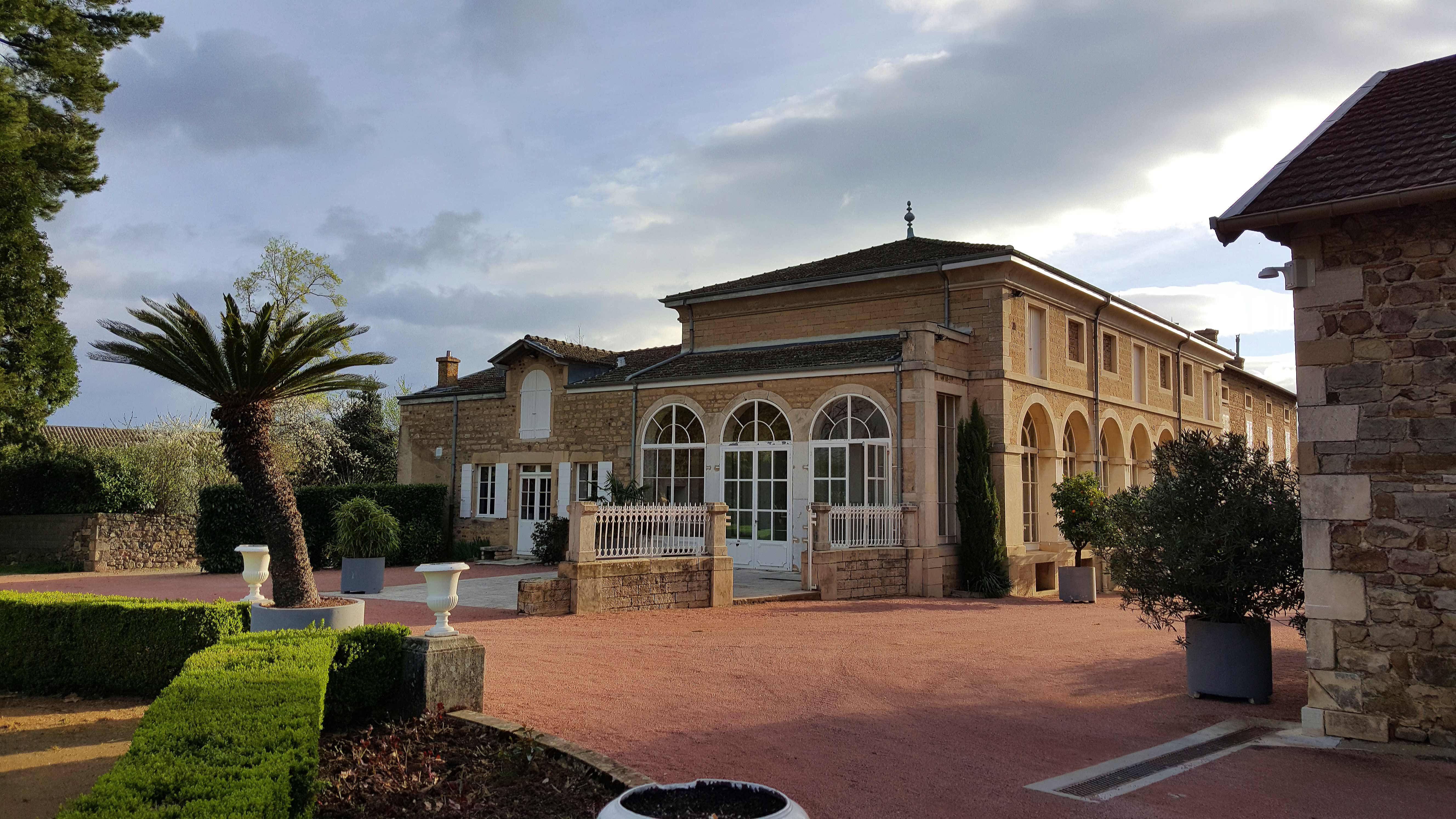 Electric bike tour, tasting, picnic