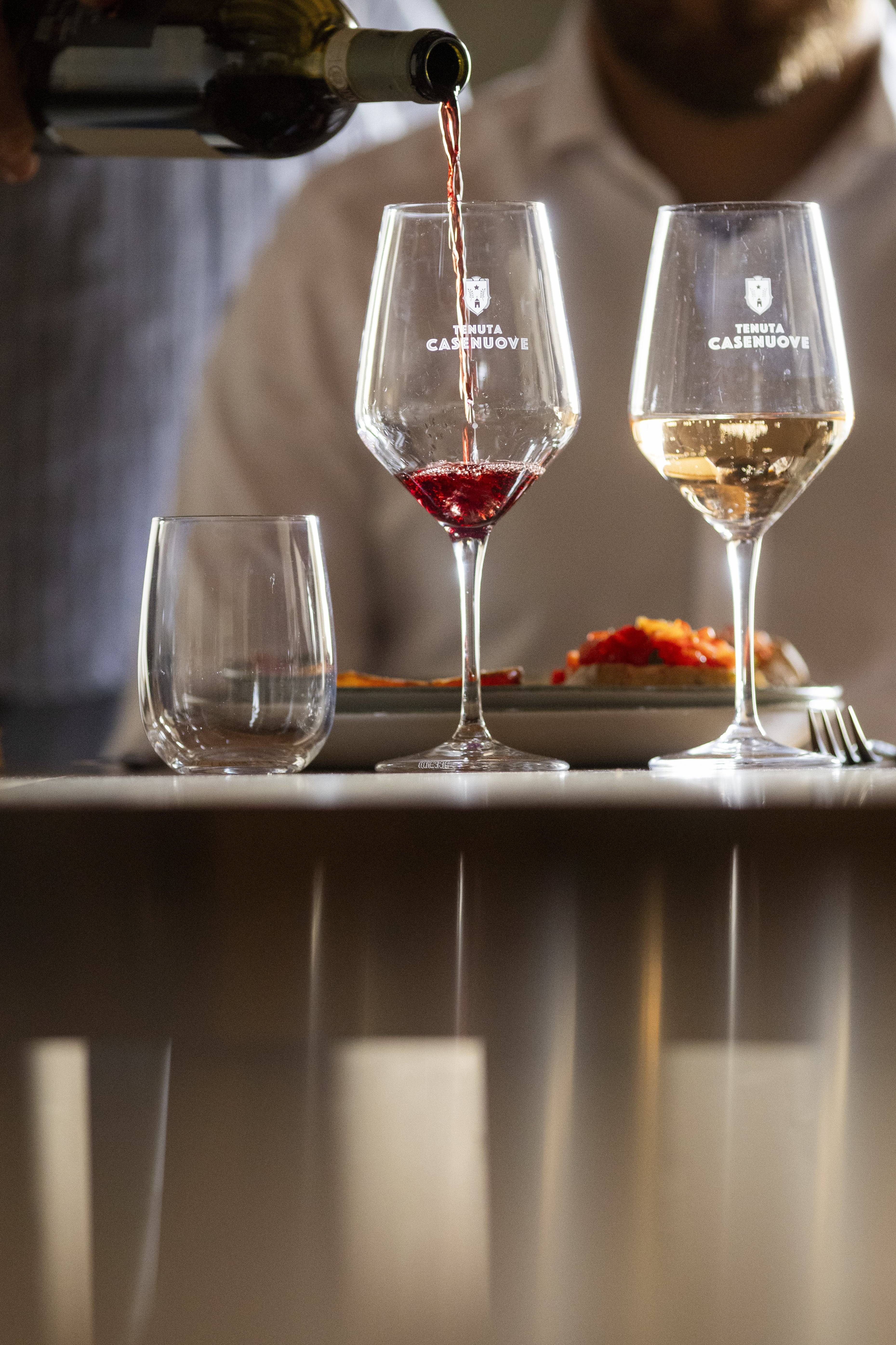 Private Grand Tour with Light Lunch and Tasting