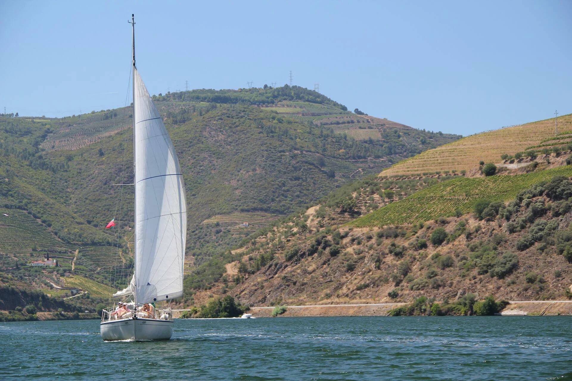 SunsetDouro – Sail & Porto Tónico