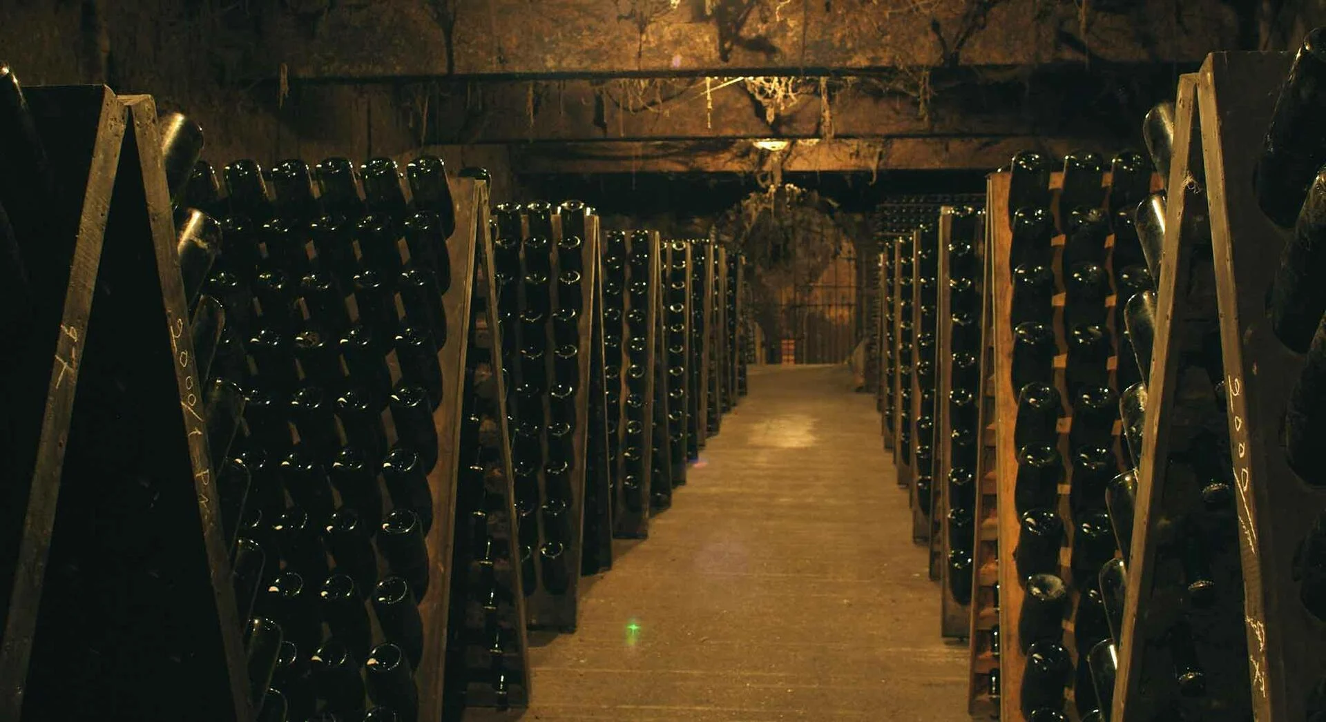 Caves São João – Vinhos Clássicos