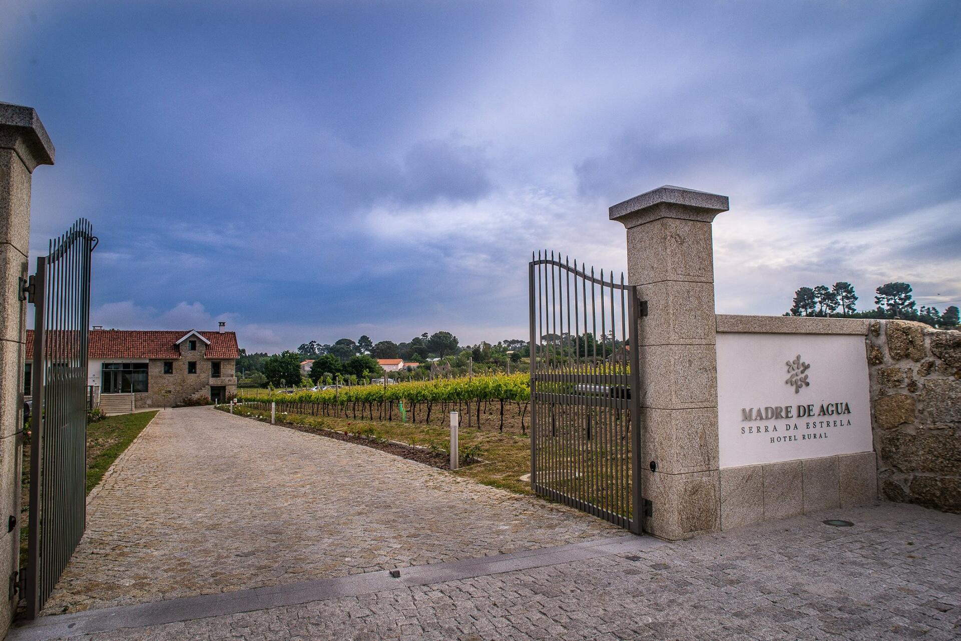 Quinta Madre de Água – Queijos & Vinhos