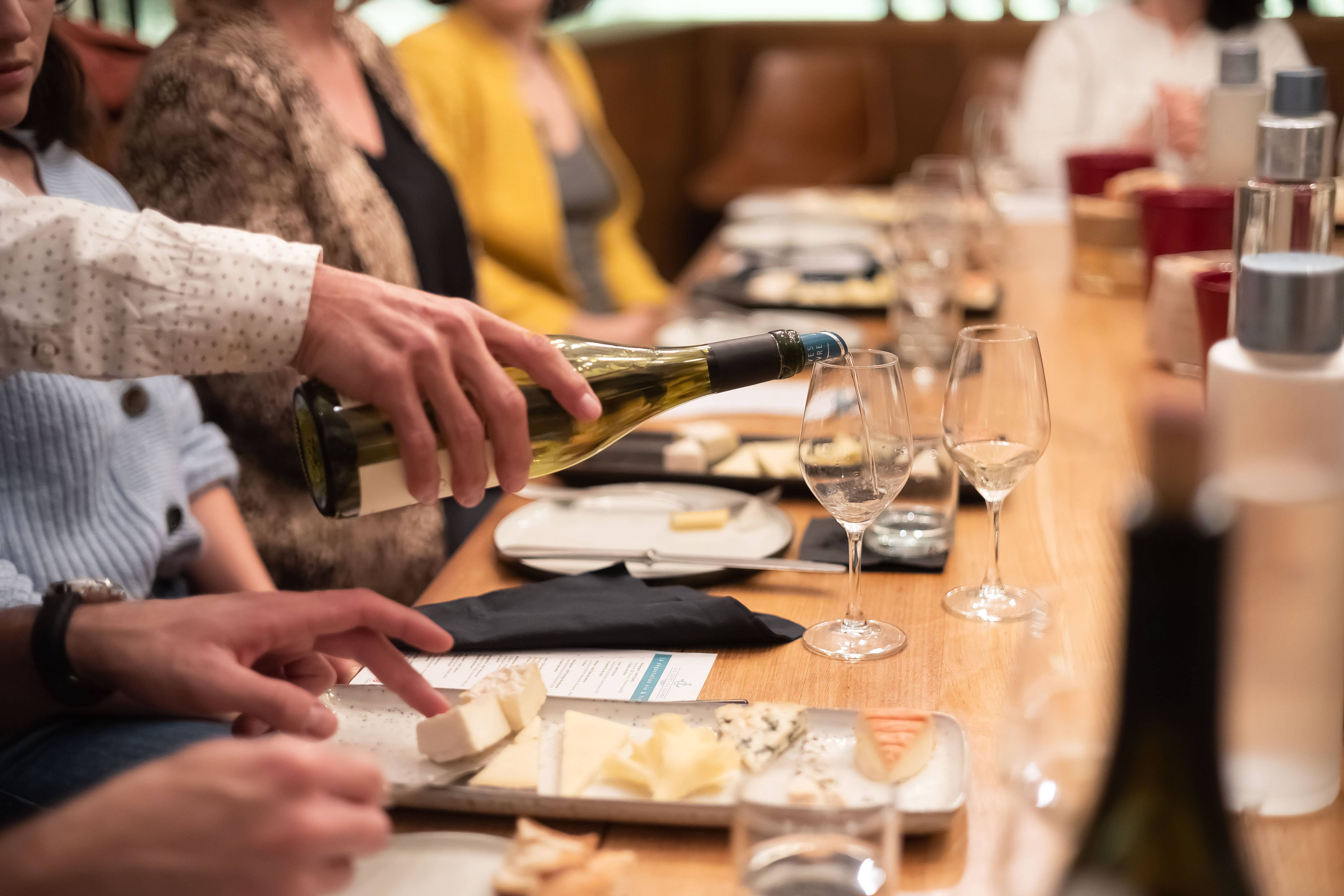 Tasting 10 Wines 10 Cheeses