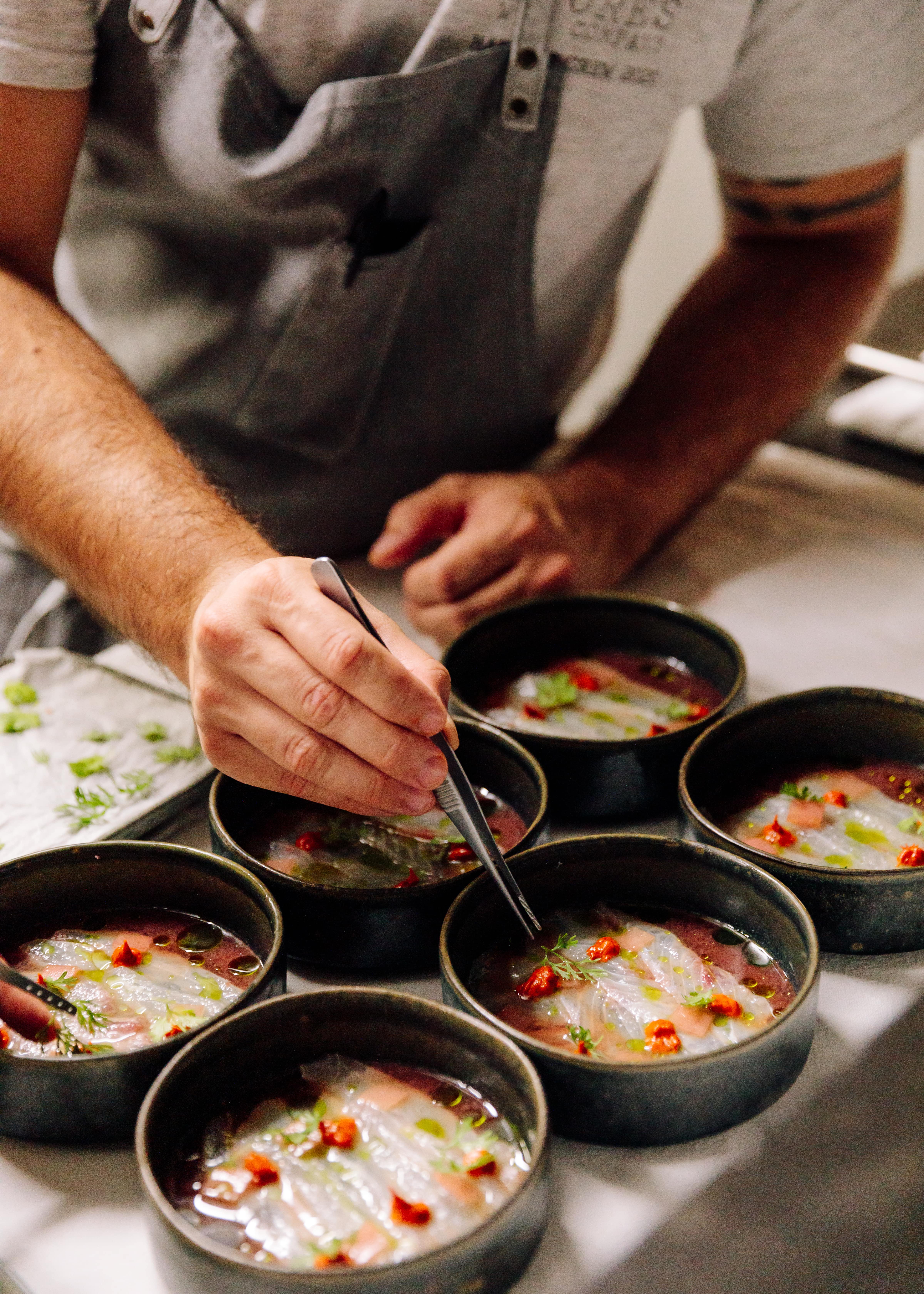 Azores Wine Company – Diner on the Counter