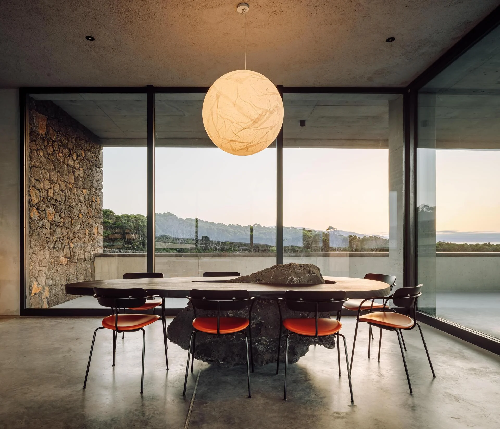 Azores Wine Company – A Kind of Magic