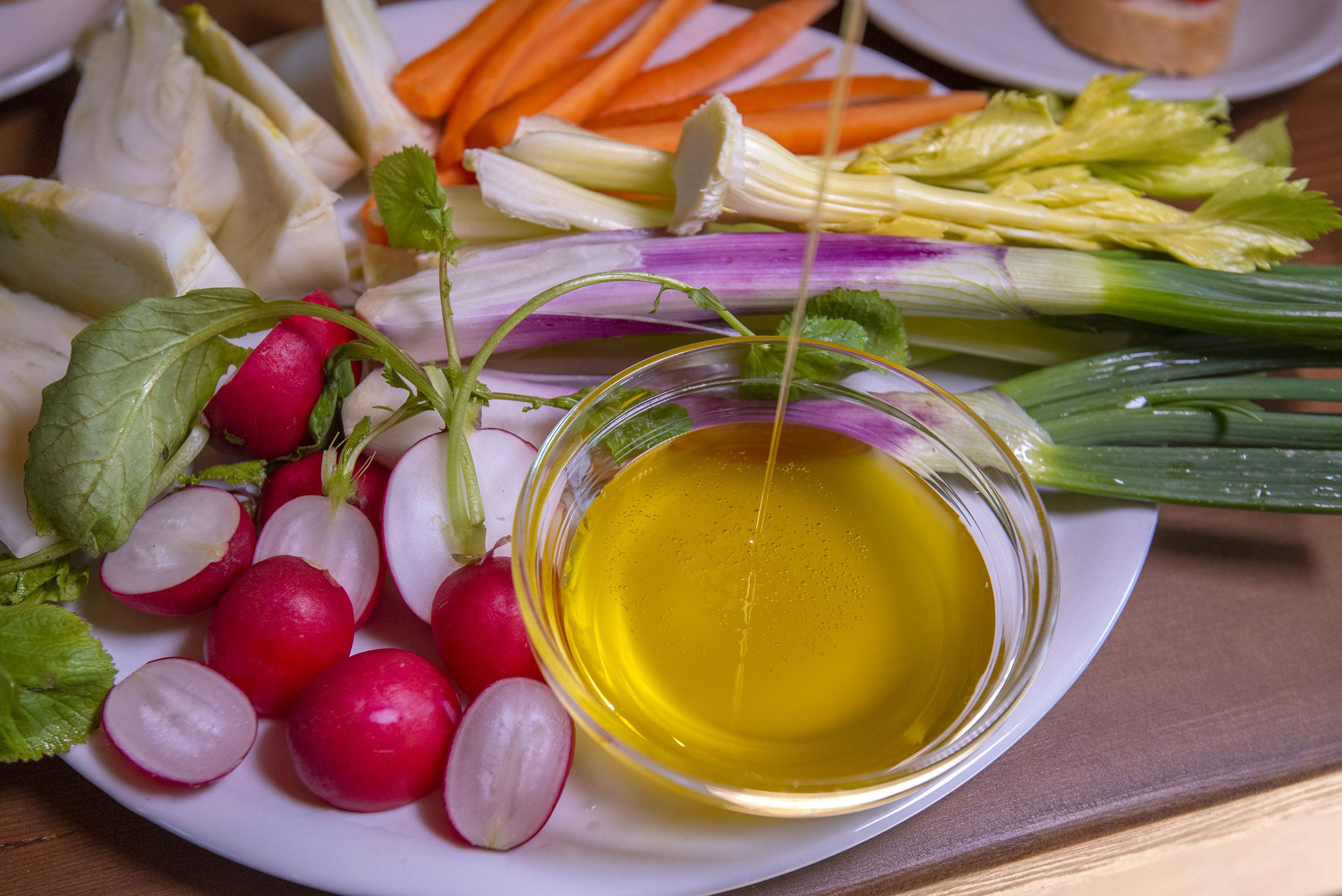 Discovering Extra Virgin Olive Oil