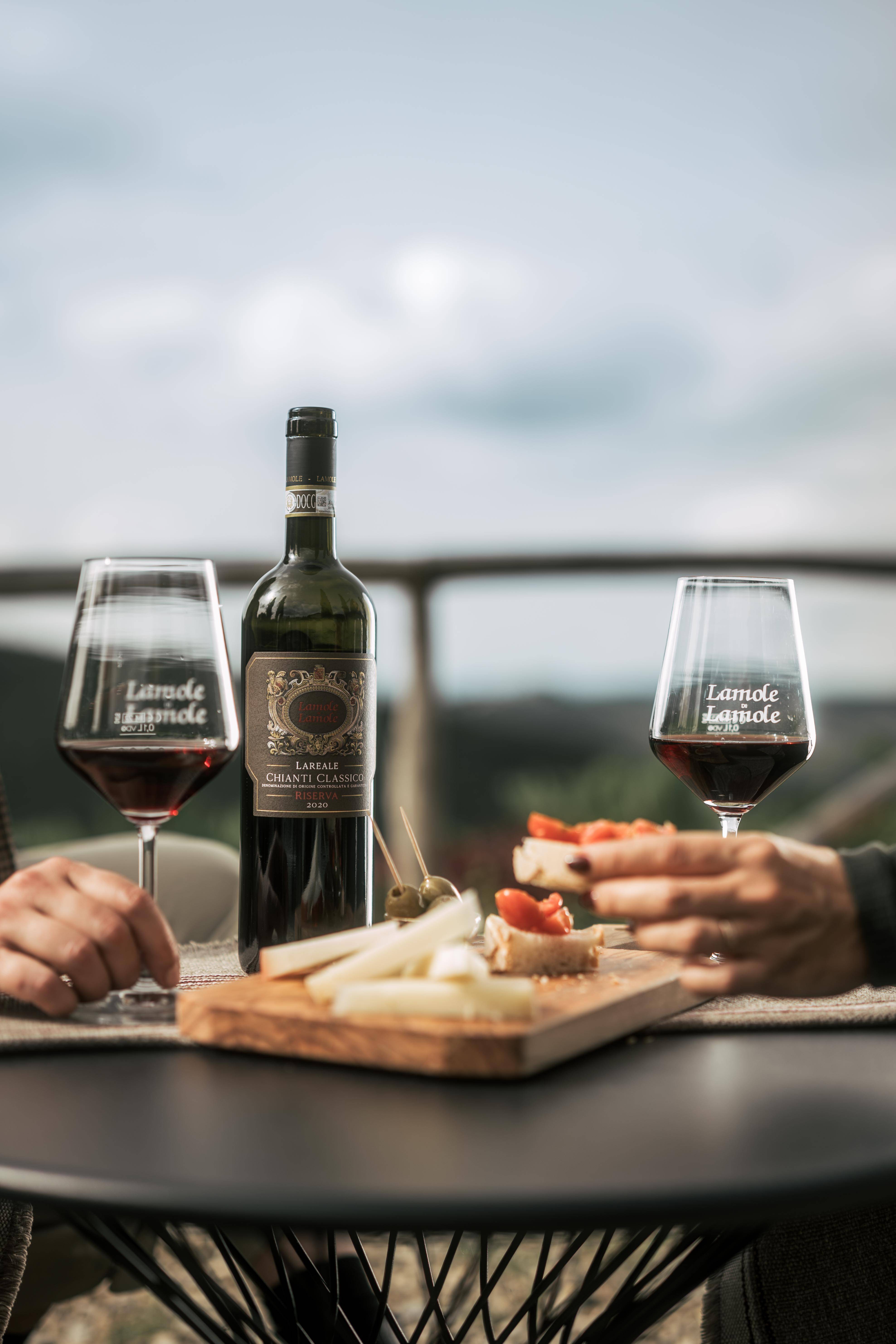 The uniqueness of Lamole