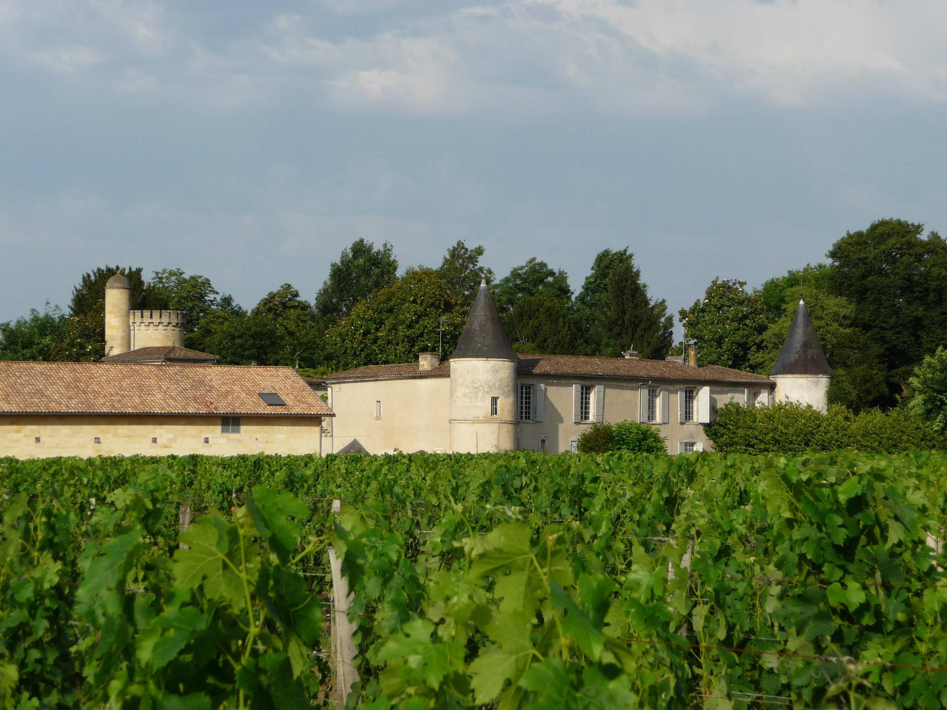CHÂTEAU CRUZEAU