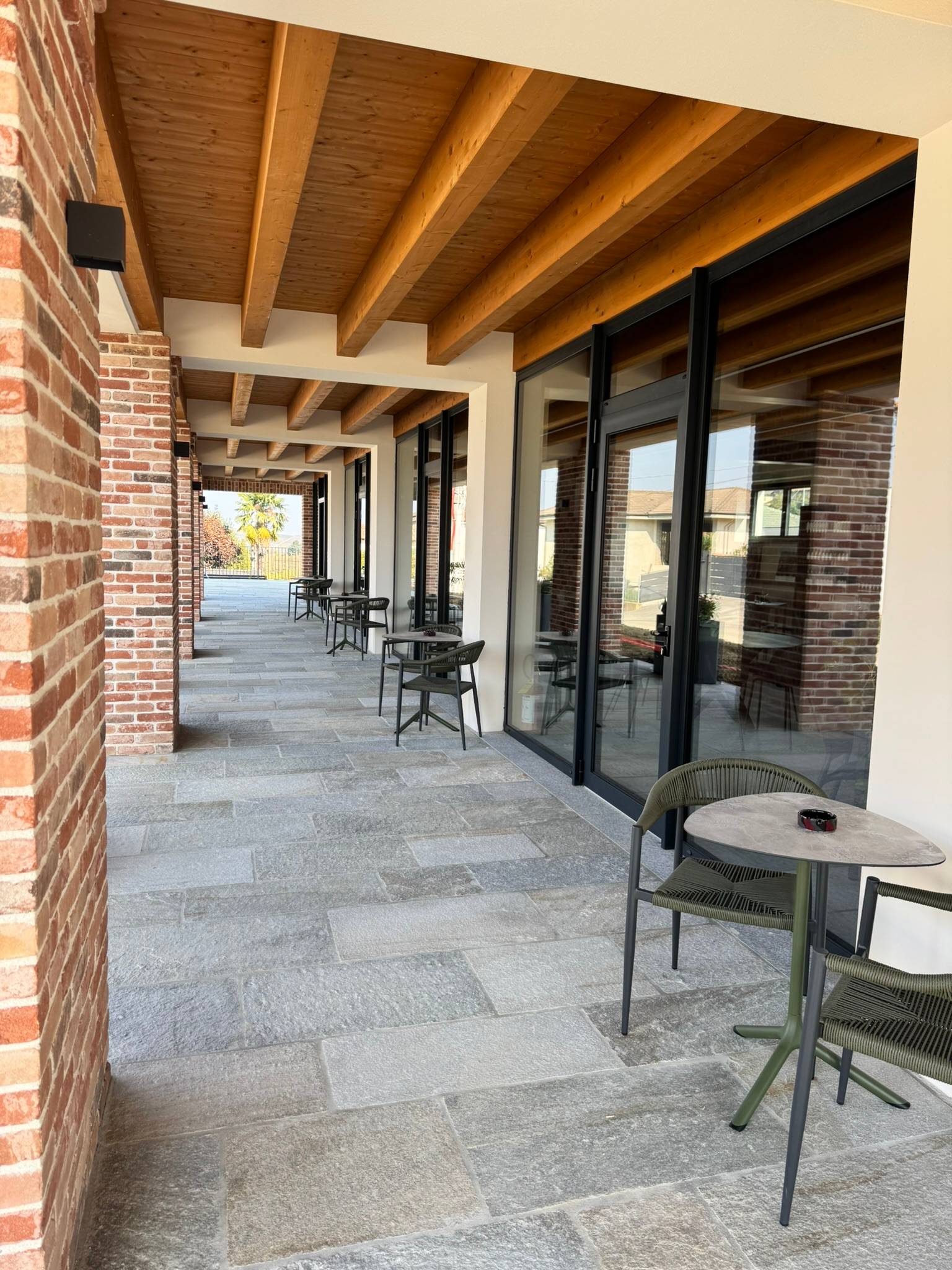 Cellar and Vineyard Tour – Food and Wine Pairing