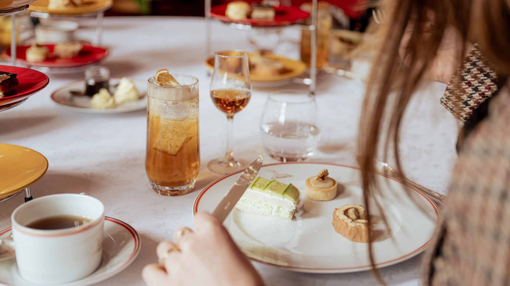 Hine needs a break – tea time