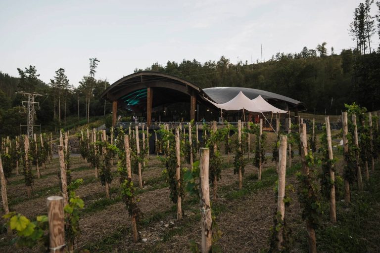 Tasting “Den-dena”