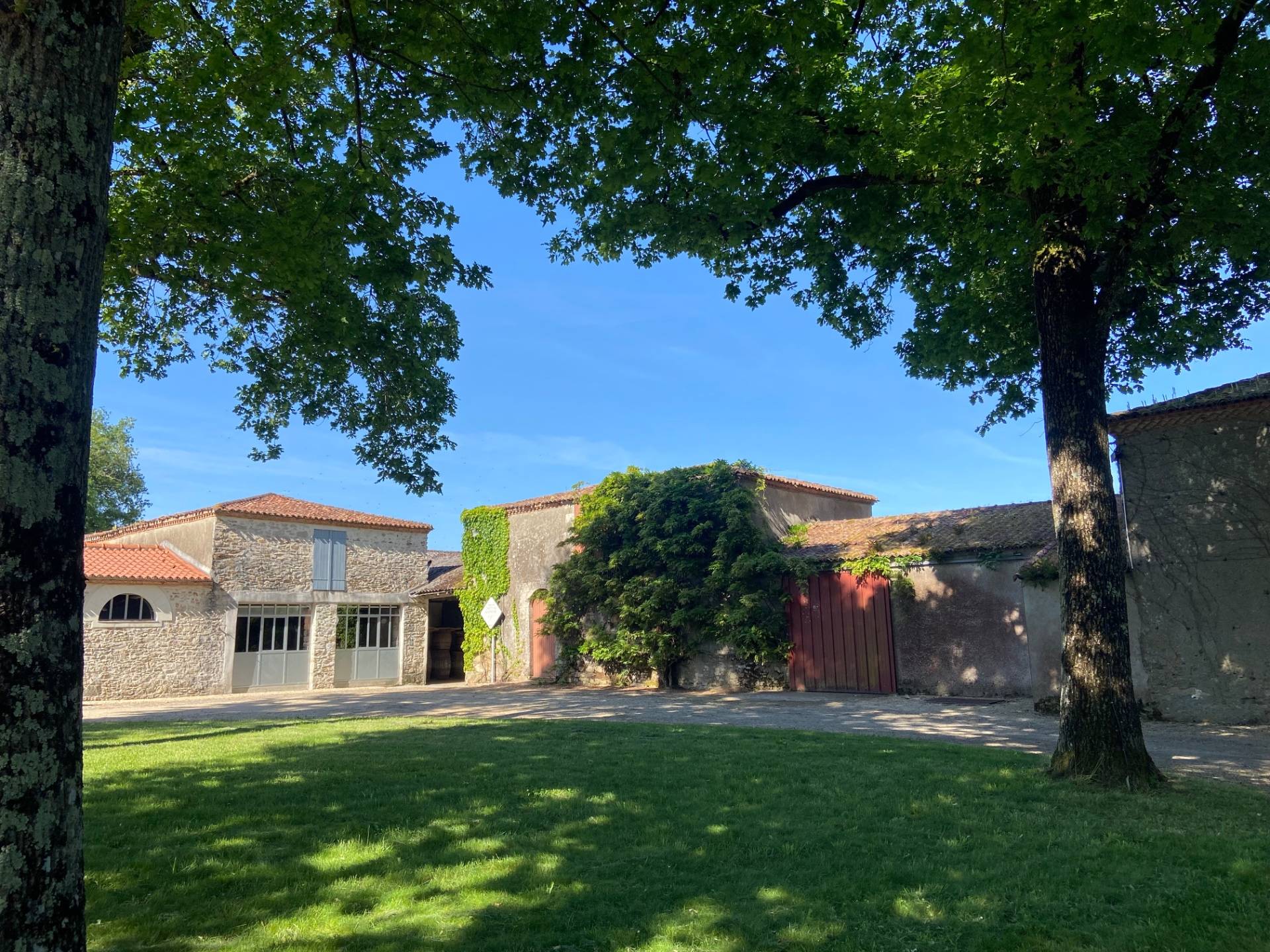 CHÂTEAU LA GUIPIÈRE