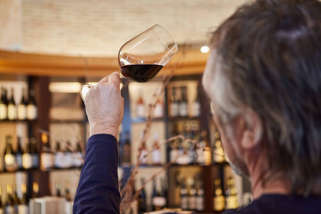 Introductory course on wine tasting