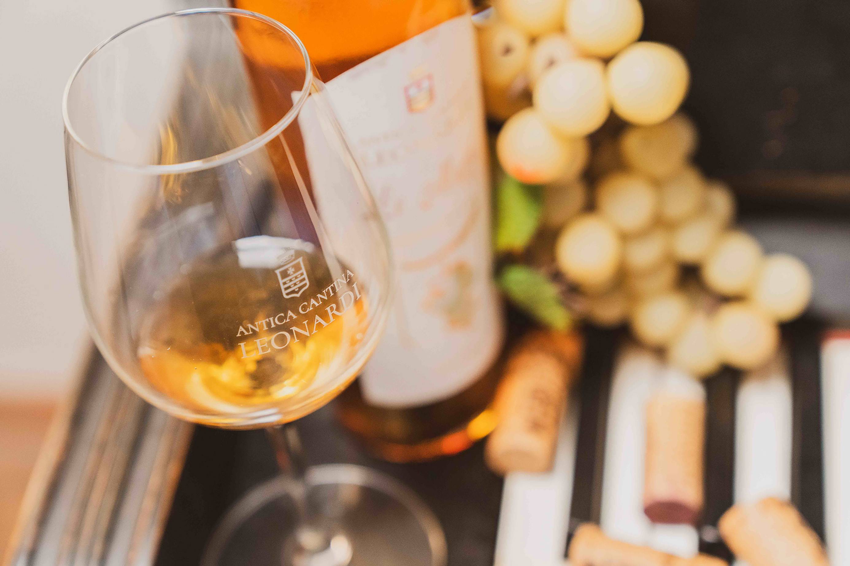 Discovering the Territory