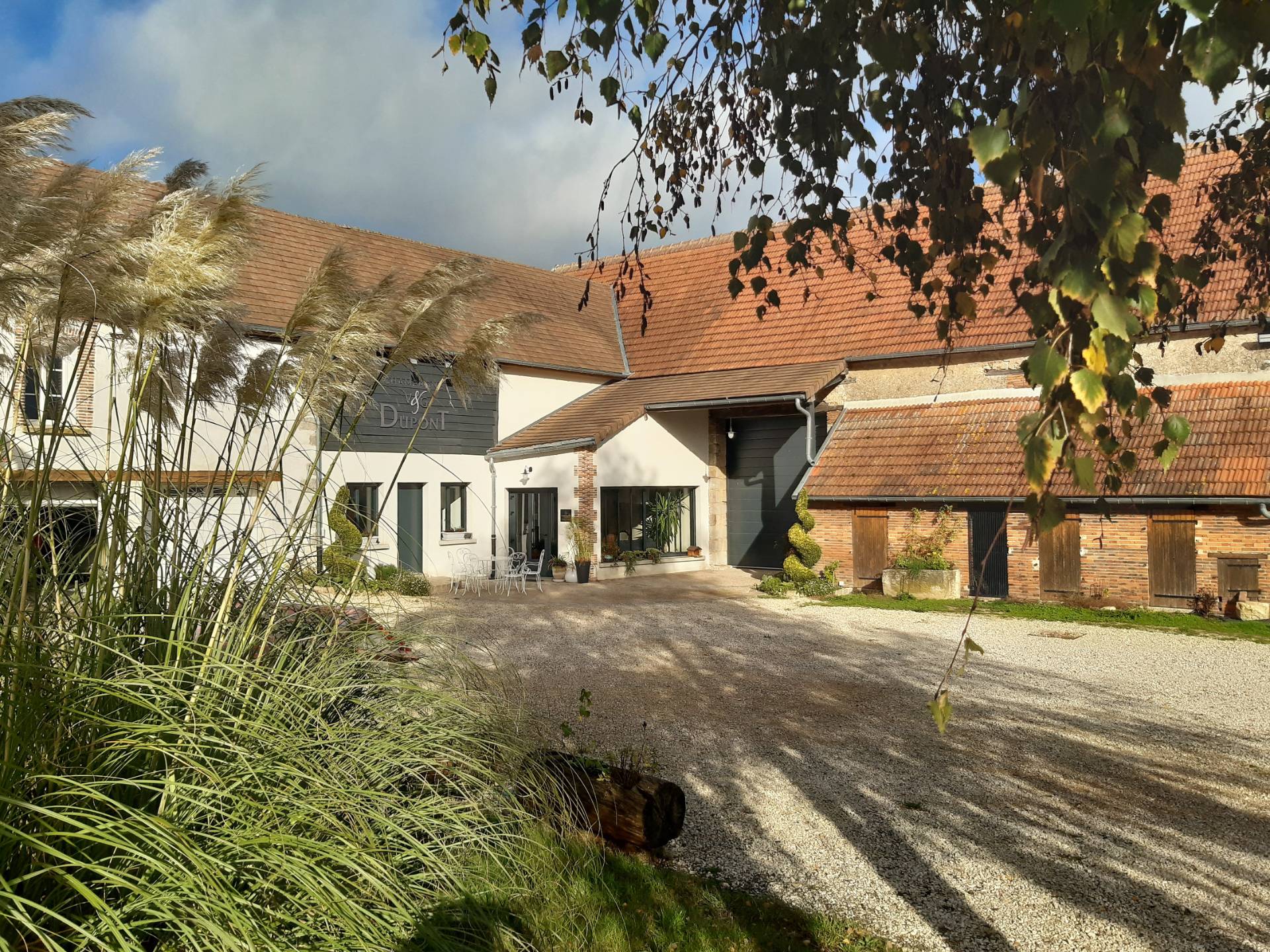 CHAMPAGNE V & G DUPONT