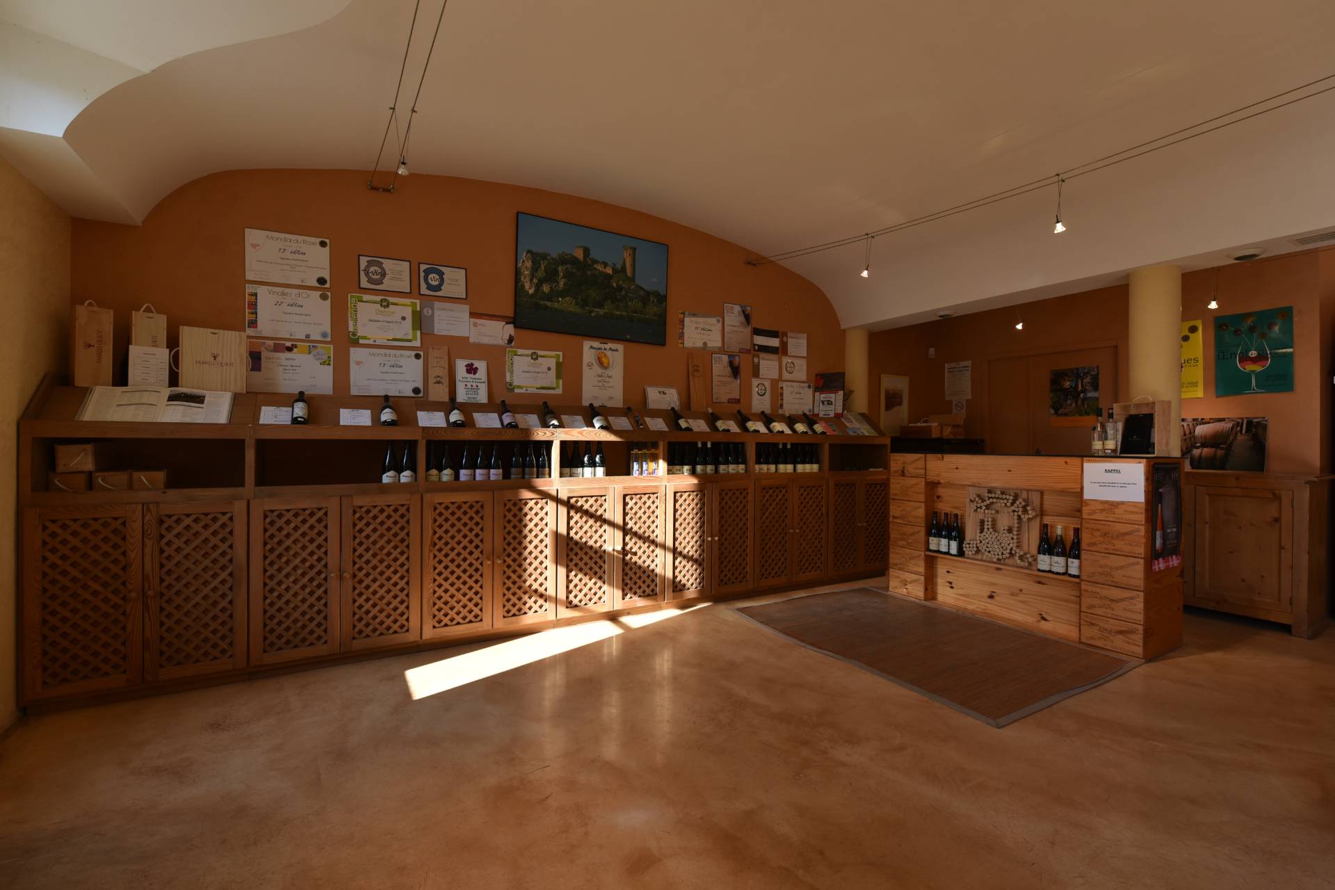 Visit and tasting of 5 wines