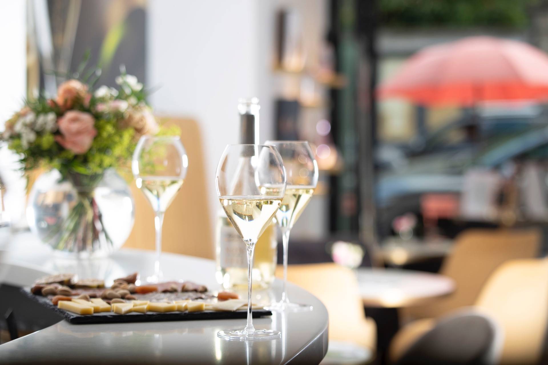 Compare 5 champagnes with cheeses & charcuterie