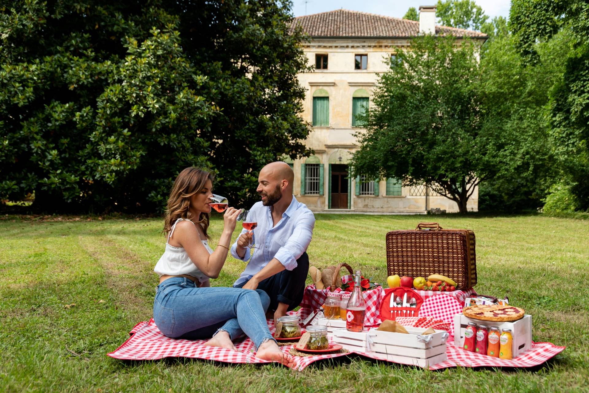 Picnic with Tasting at the Rechsteiner Estate