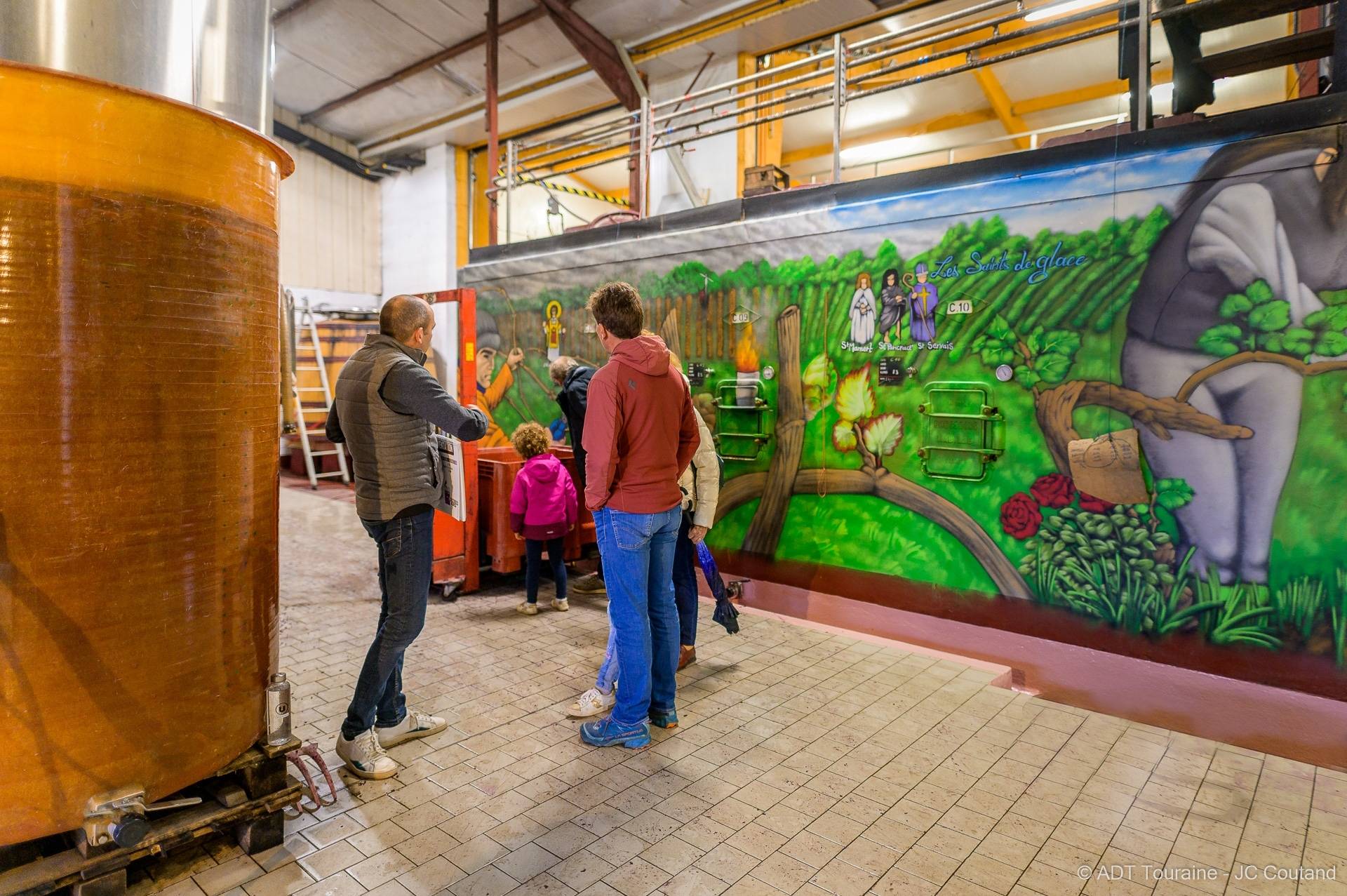 Oeno-Rallye: treasure hunt between vineyards and cellar