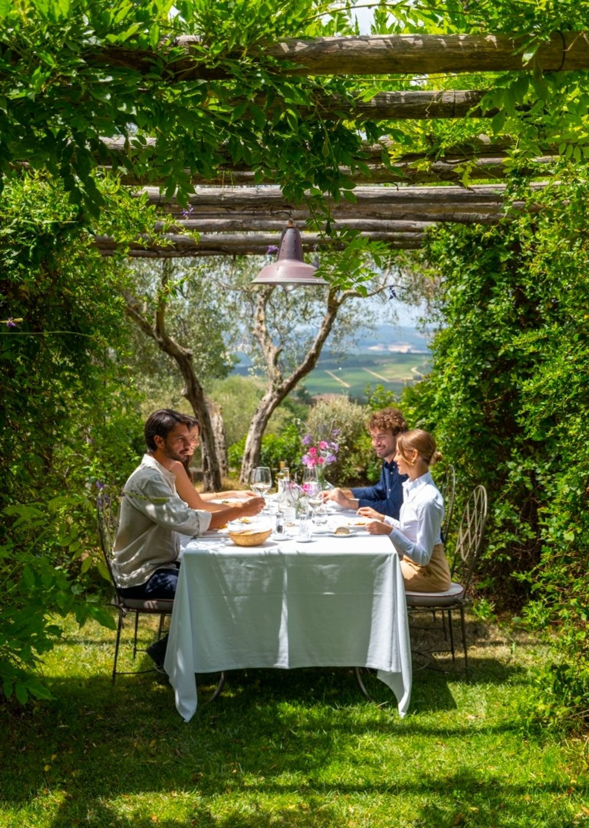 Tasting with a three-course lunch