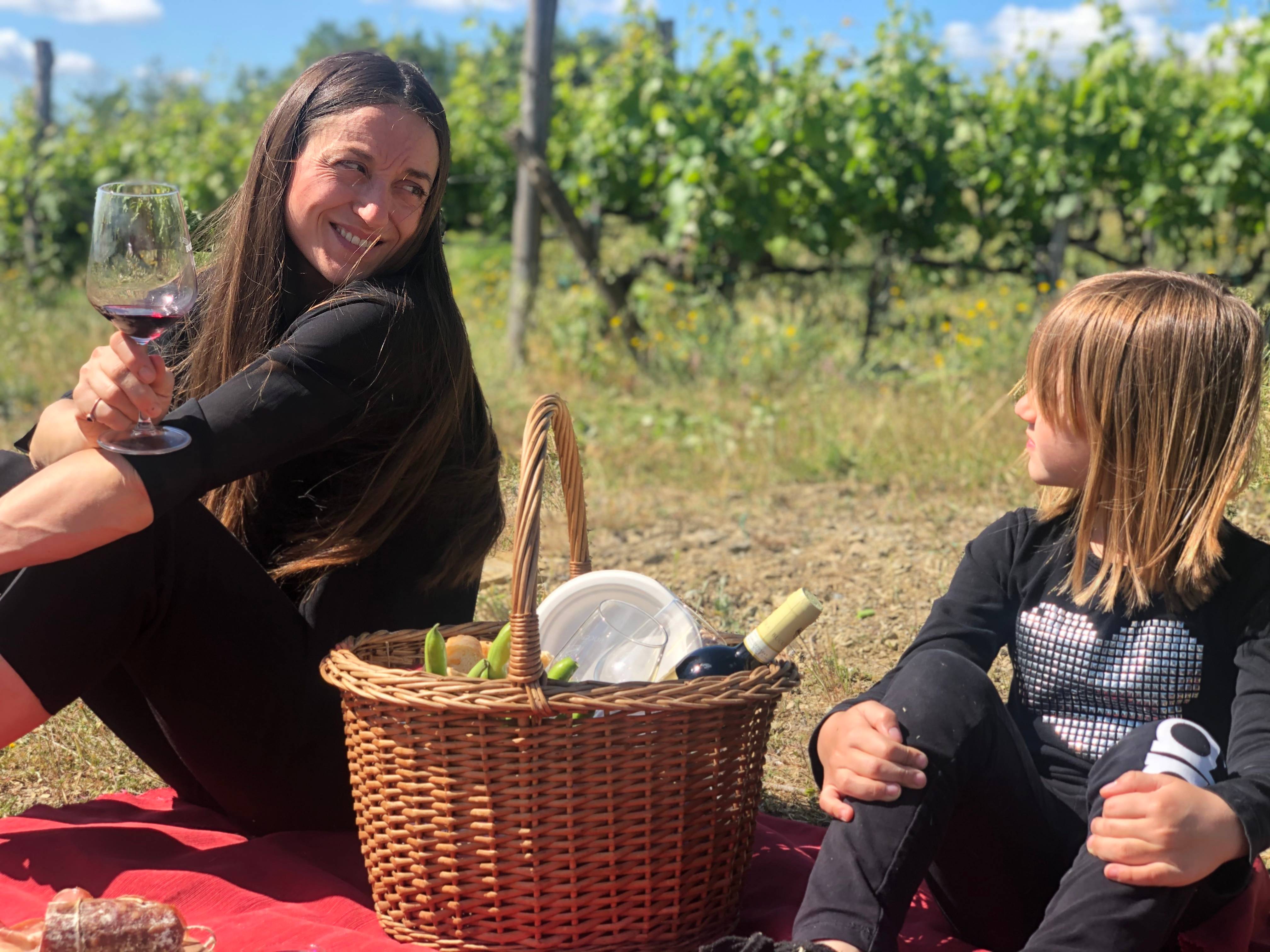 Picnic overlooking the vineyards!