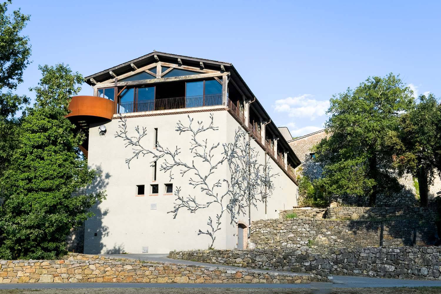 Self-guided visit to the sculpture park on foot