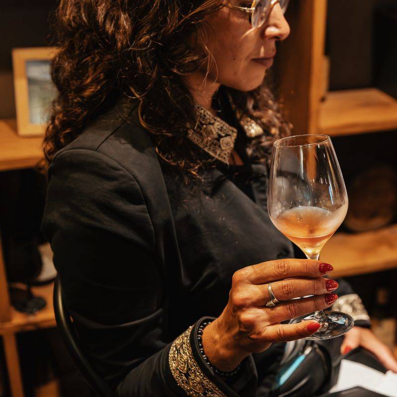 Wine Tasting Basics in Paris