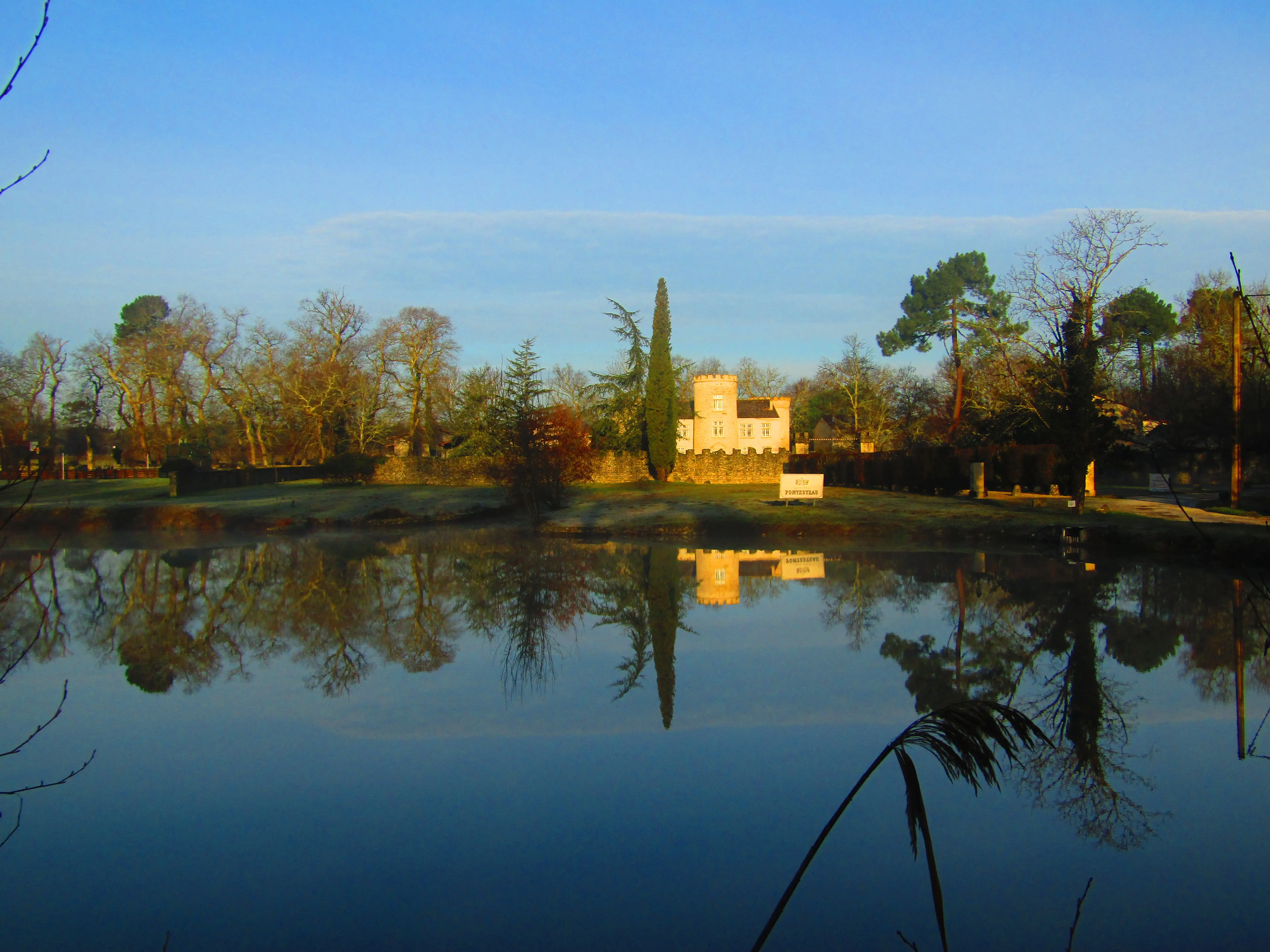 Haut-Médoc, what hides behind a bottle