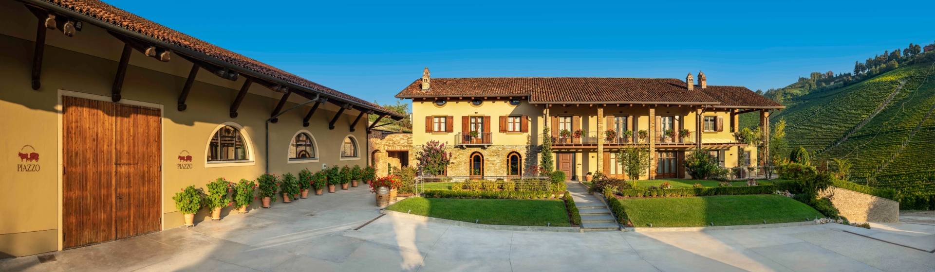 PIAZZO COMM. ARMANDO