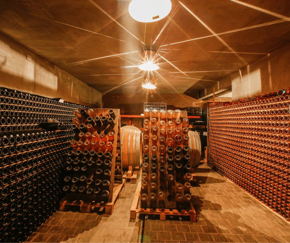 Create your own sparkling wine bottle