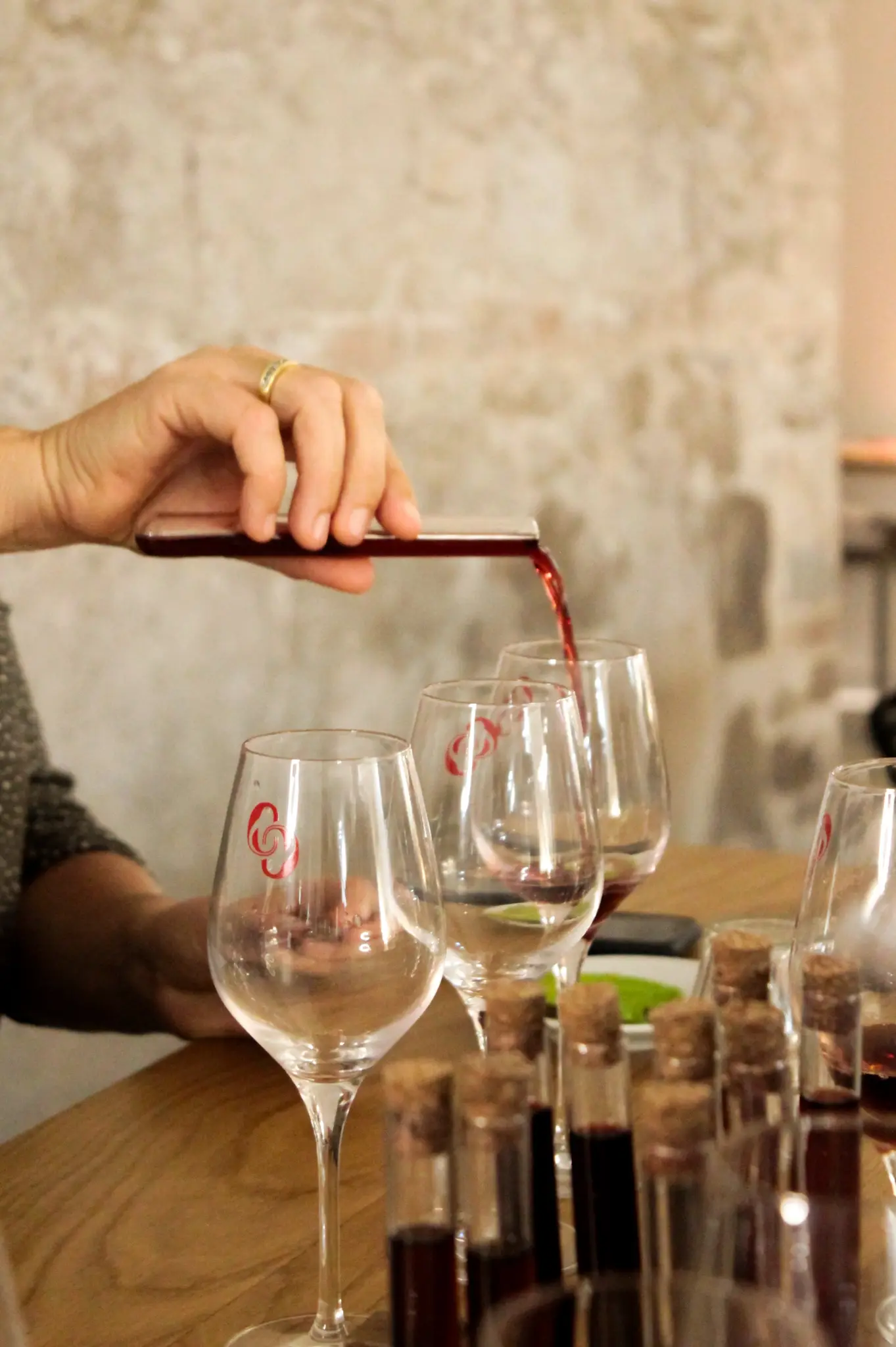 Wine-Gaming Escape Game