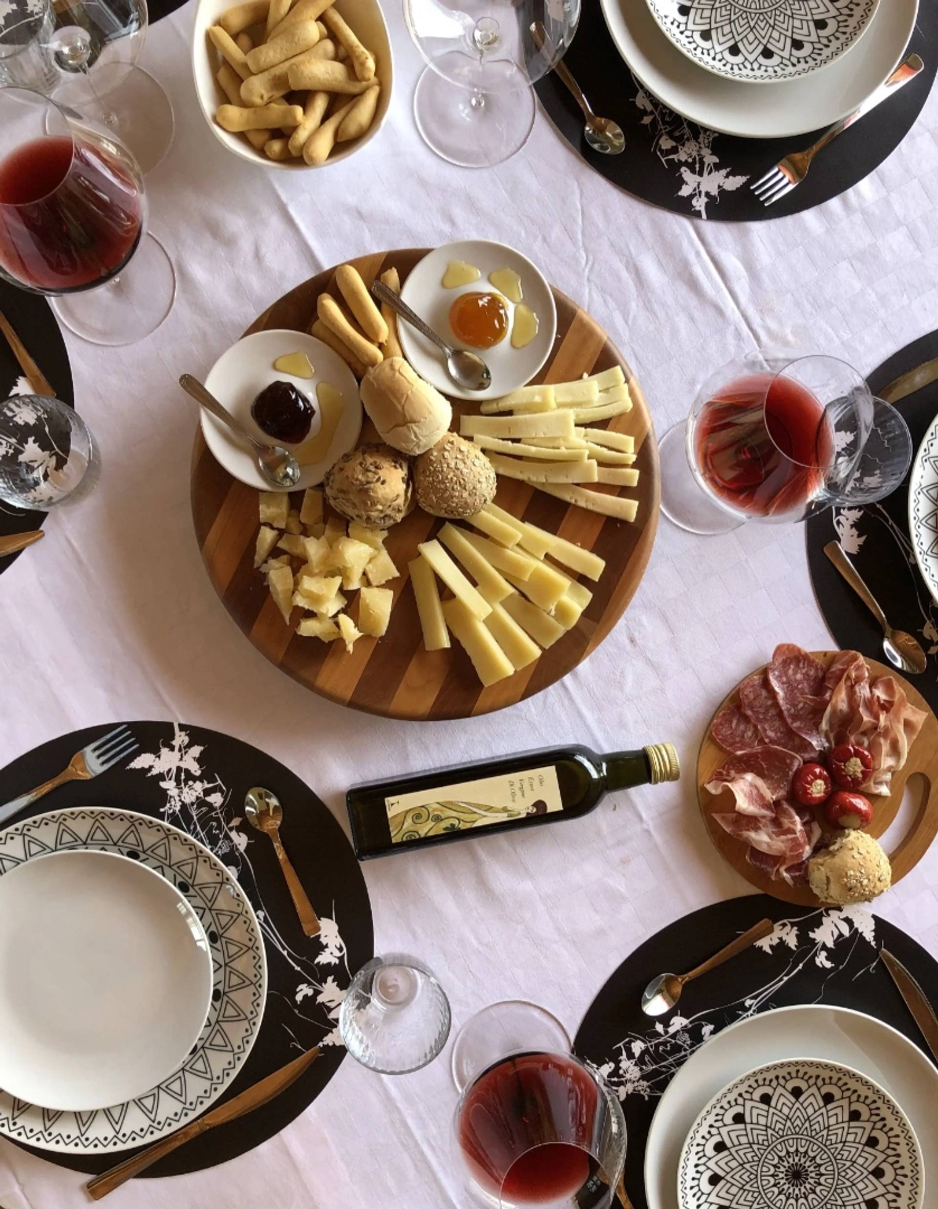 Light Lunch between the vineyards and the cellar