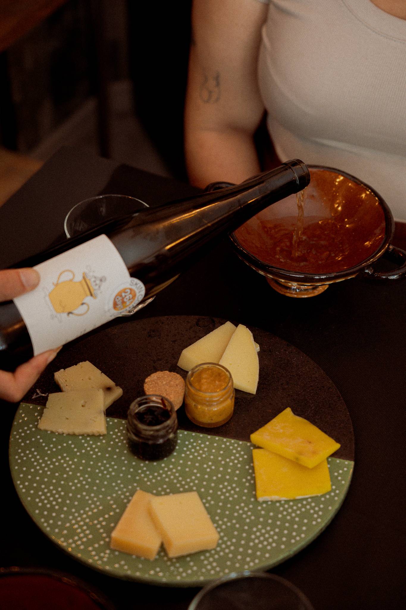 AnforaWineTasting: the historic wine of our sea