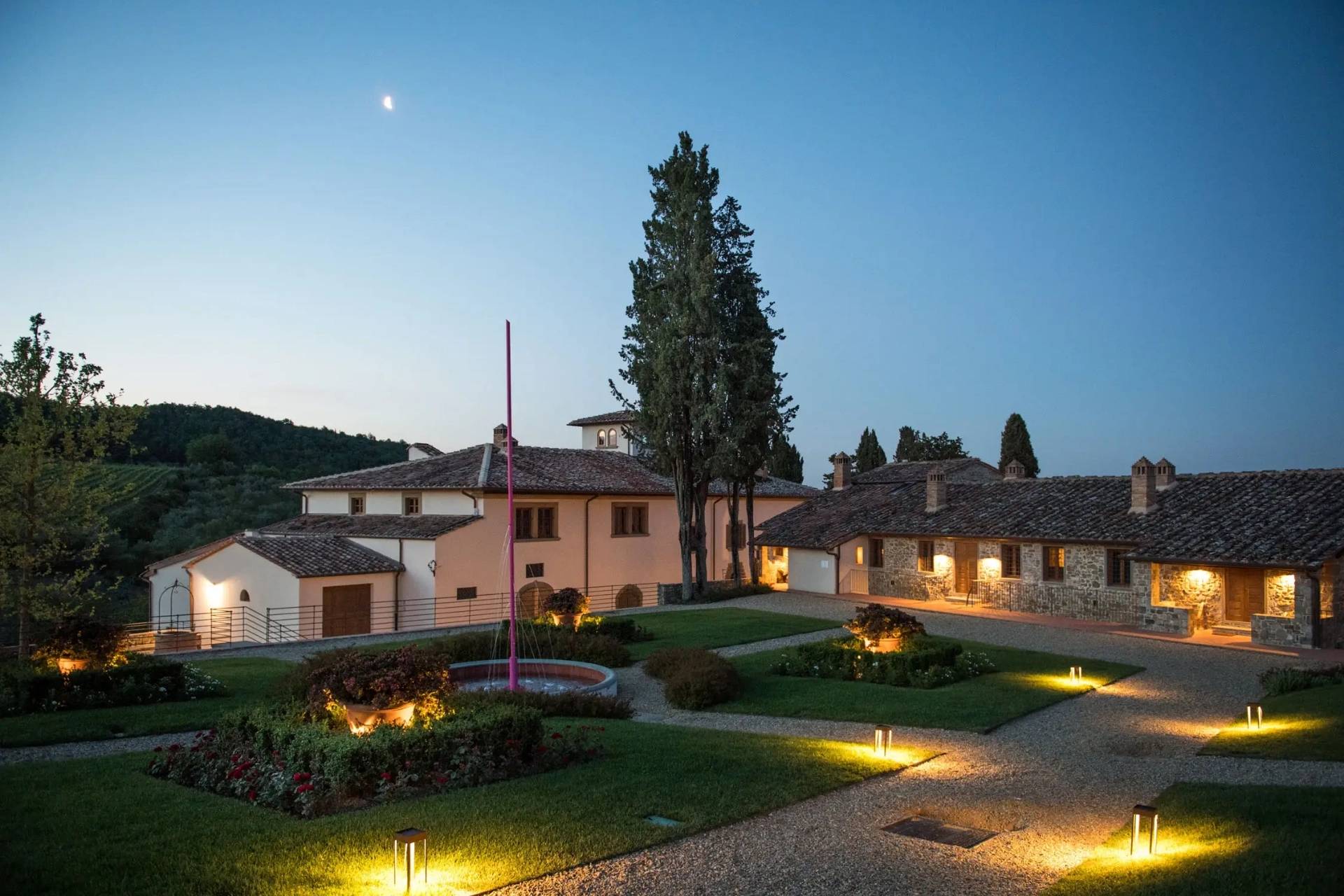 Grand tour of the Casenuove estate