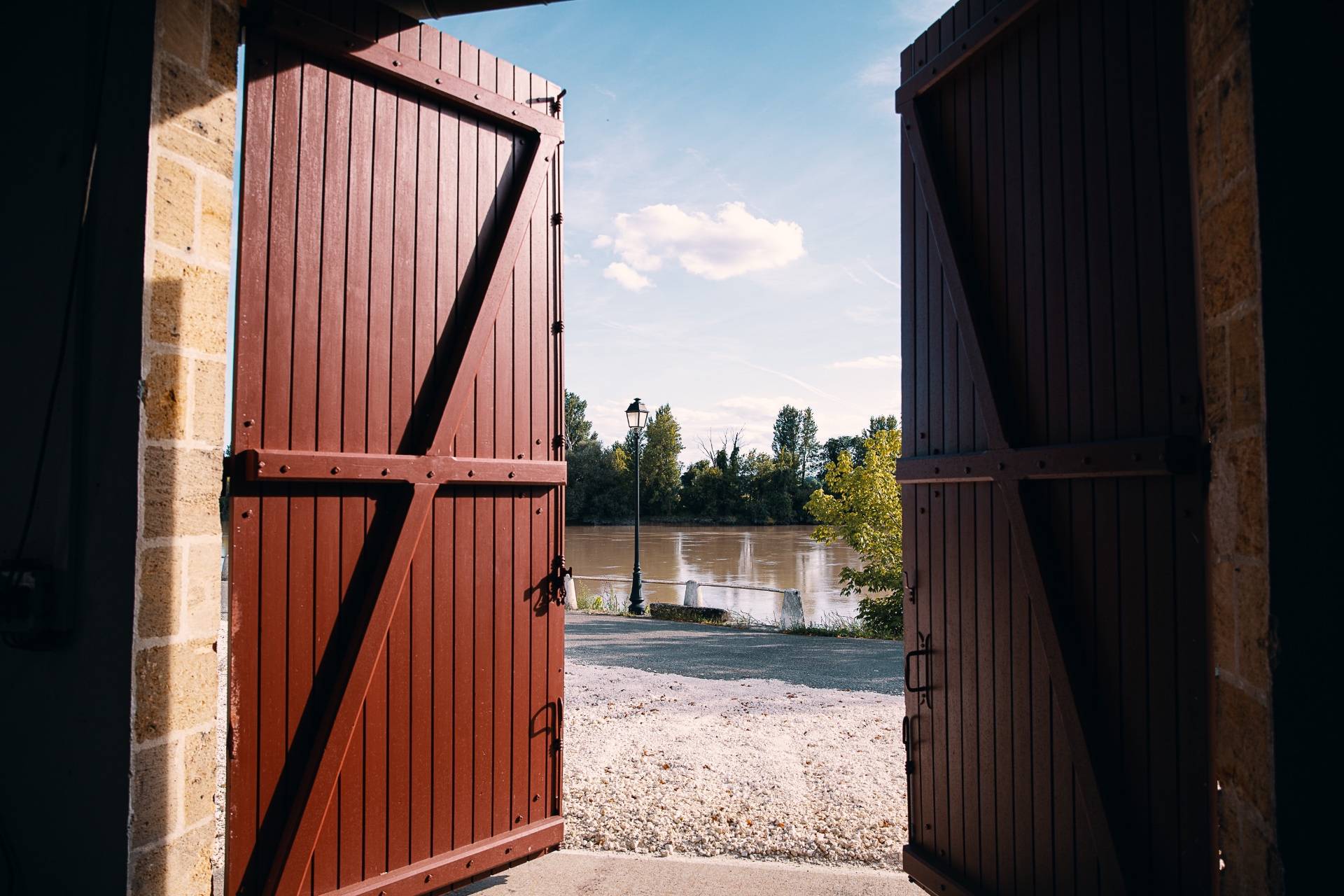Visit and tasting at the water’s edge