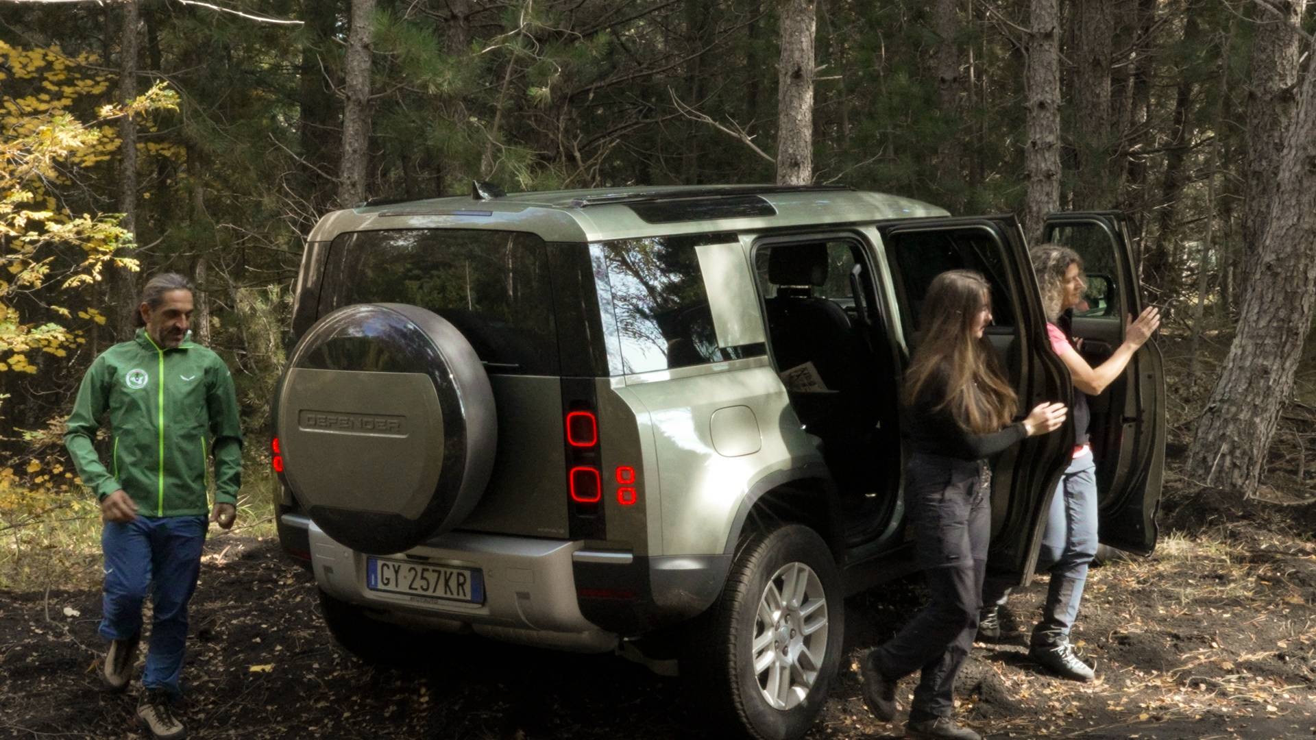 Family safari on Mount Etna with tasting